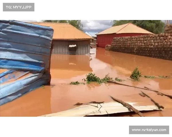 阿超社会公益河床俱乐部捐赠百万比索援助布宜诺斯艾利斯洪灾受灾民众