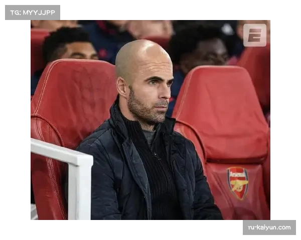 阿尔特塔战术革新，阿森纳前场压迫网络导致对手仓促解围